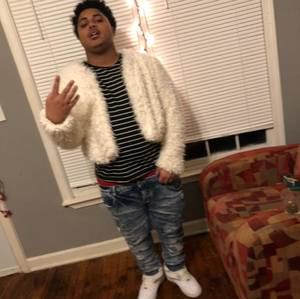 Meet your Posher, Lorenzo